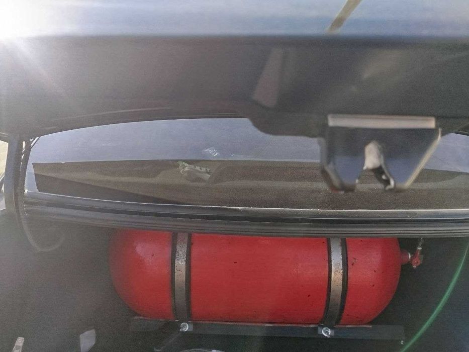 Қора жентра автомат каробка (без люк) сотилади