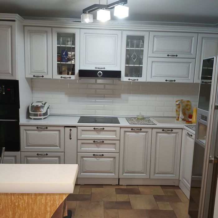 Продам квартиру 3 комнатную