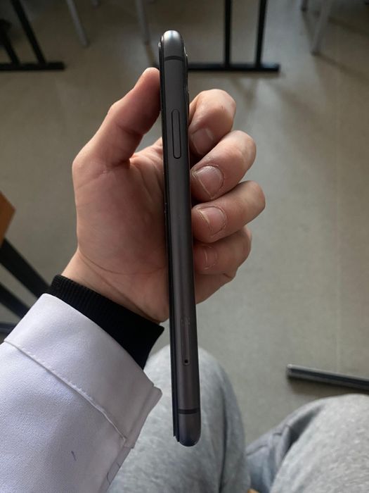 iPhone 11 в отличном