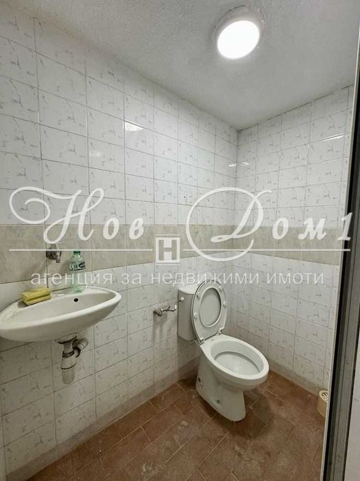 Продава се Промишлена сграда в Пловдив, Гагарин - 620 кв.м за 515 €/кв.м - Снимка #12