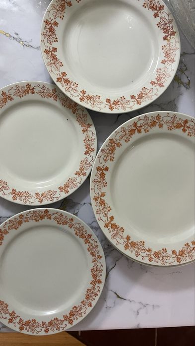 Продам тарелки за 1500