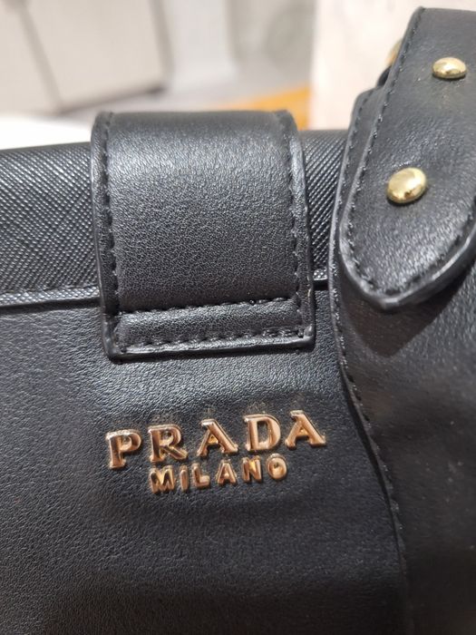 Сумка чёрная маленькая Prada