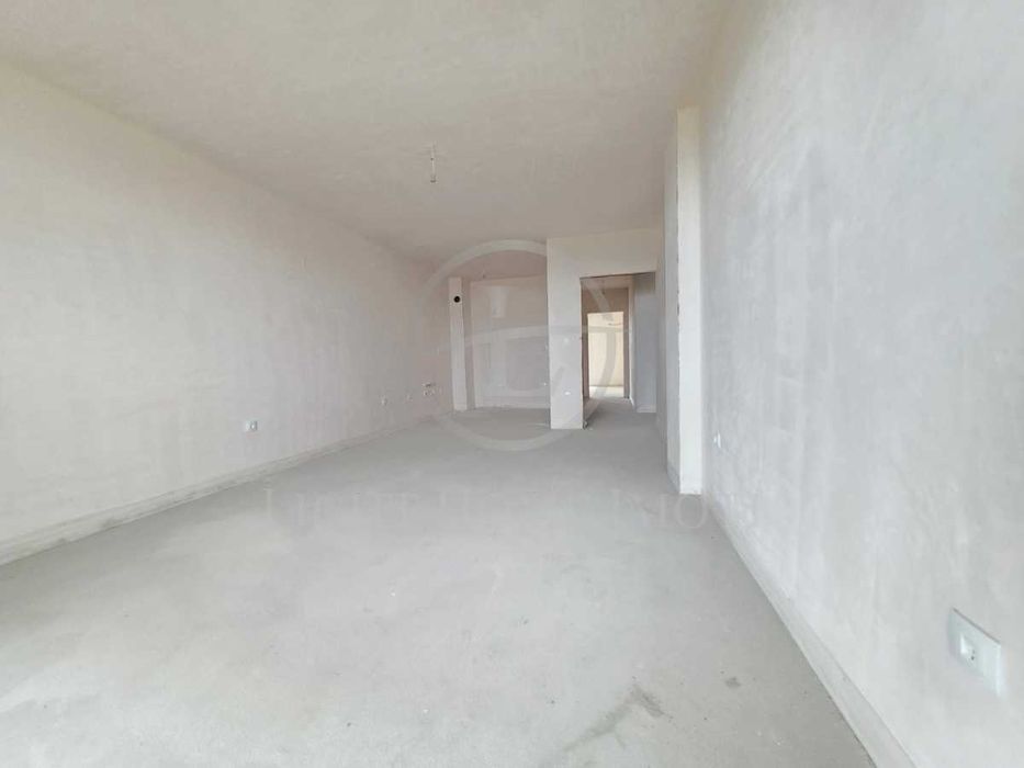 Продава се Тристаен апартамент в Пловдив, Център - 106 кв.м за 1557 €/кв.м - Снимка #3