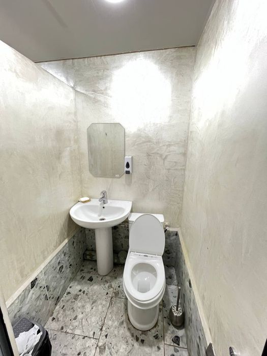 Аренда под офис 2 минут от метро Шахристон 20м2, 200$