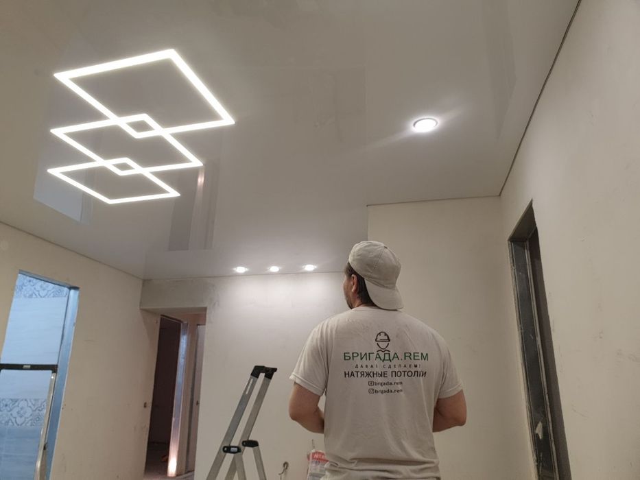Натяжной потолок