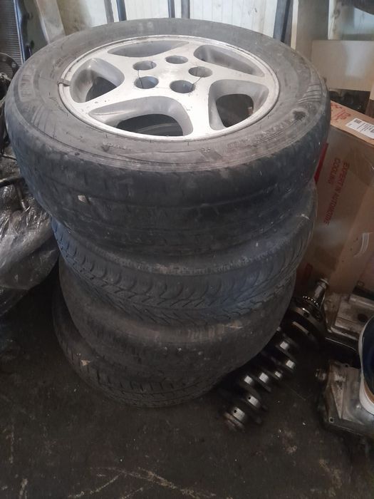 Диски на Камри R15