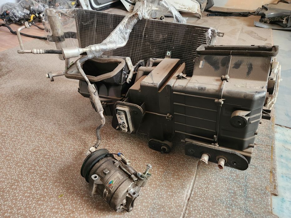 Gentra konditsaner komplekt sotiladi