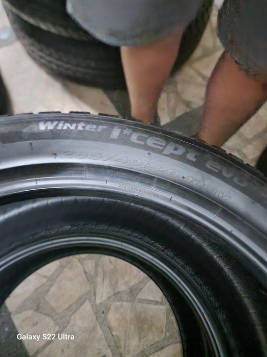 285 40 20 2бр  HANKOOK I Cept Evo 3 Замъка Ямбол