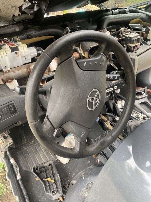 Волан с бег Toyota Avensiss