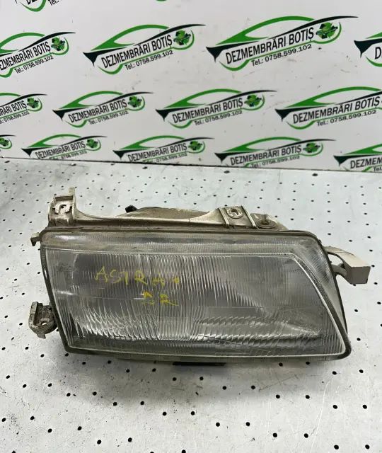 Far dreapta Opel Astra 1993 1.6 MT (71 hp)