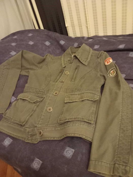 Тънко сиво. яке.