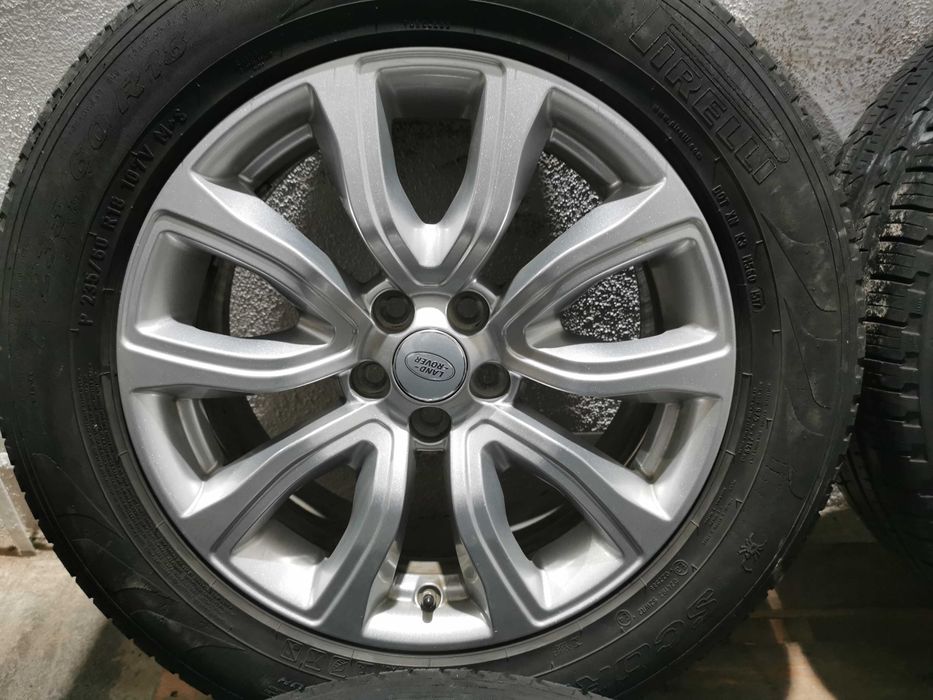 Jante Originale Land Rover/Range Rover Evoque R18 cu anvelope de iarna