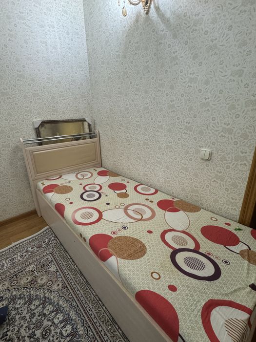 Кровать односпальная