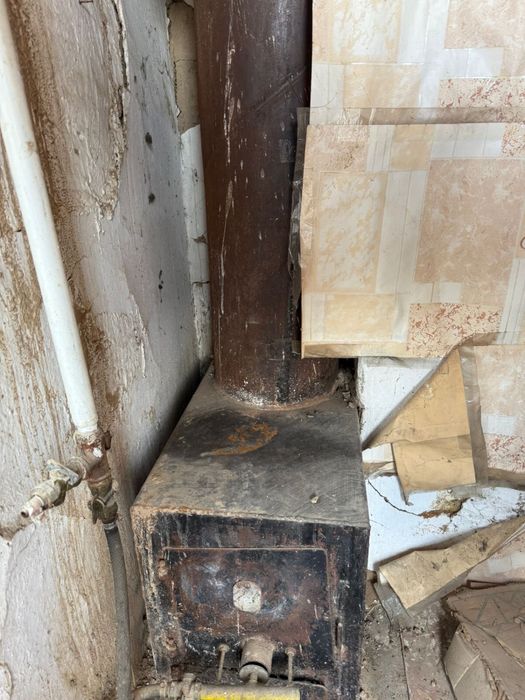 Пеш сатылады.Газбенде отпенде жағыла береді.