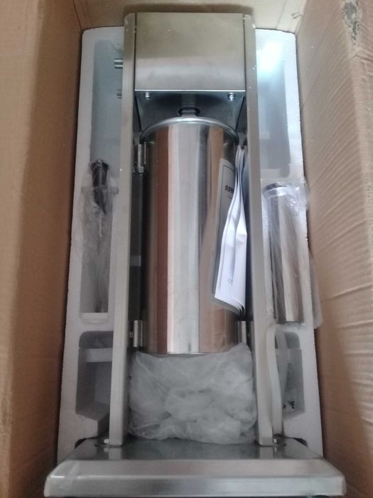 продам колбасный шприц