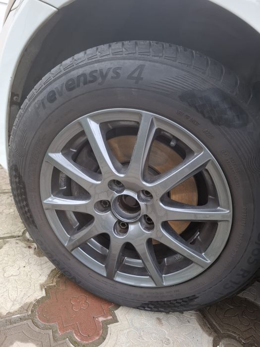 Vînt roți complete W ,jante aliaj Rial Milanocu amvelope de vara 195/6