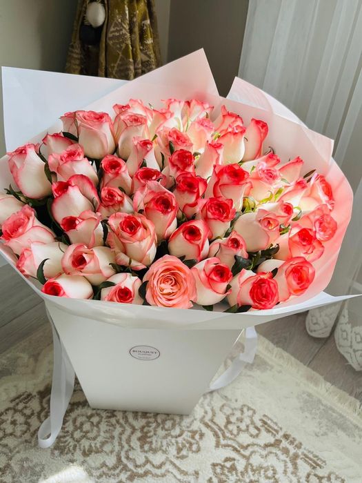 букет из 52роз..