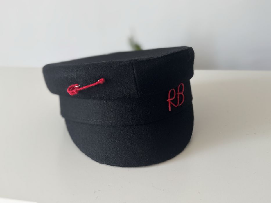 RB Шапки Ruslan Baginskiy