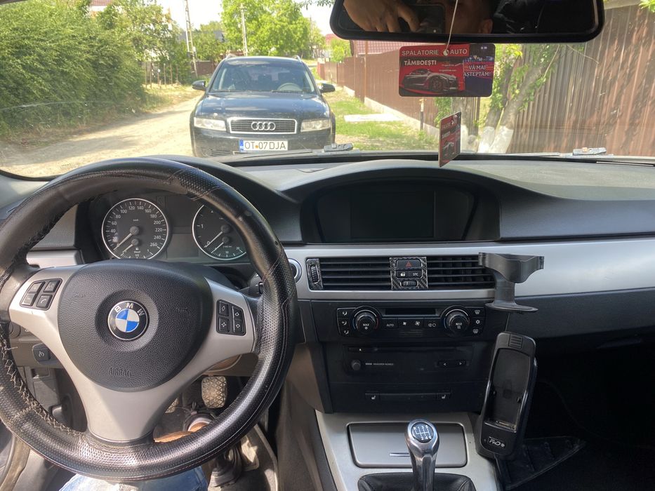 Vând BMW e90 2.0d