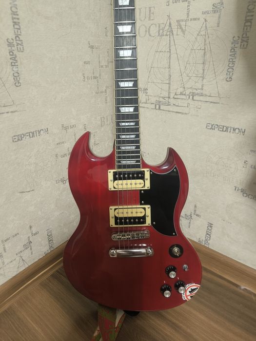 Продам электрогитару Harley Benton SG