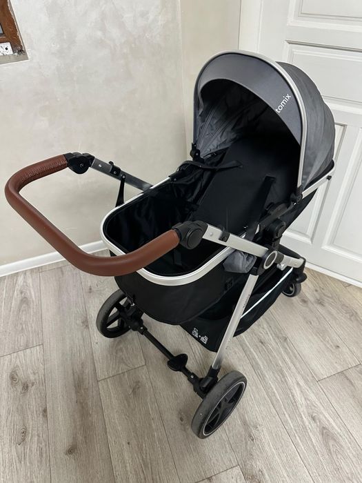 Продам прогулочную коляску люльку