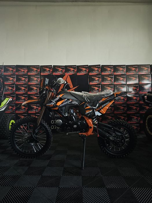 Moto cross bike motoretă 125cc 4t Hurricane Kxd ProGermany manual 4 trepte viteza  Nou cu garantie roti 17/14