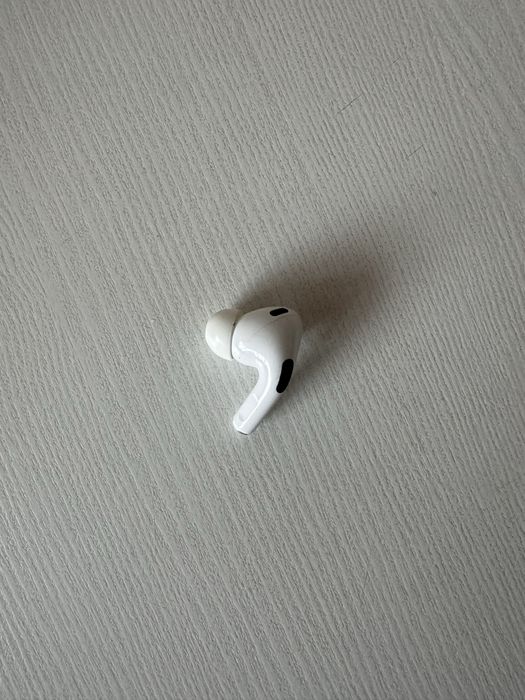 Левый наушник airpods pro 2