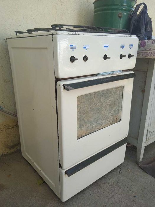 Продается б/у газовая плита