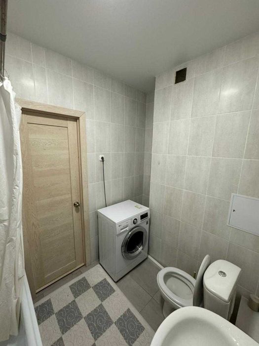 Продам 1 ком на Береке