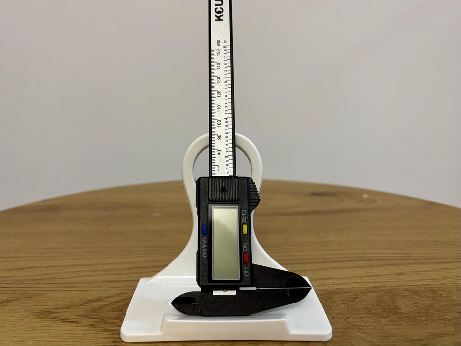 Instrument de măsurare digital 150 mm – Ecran LCD, conversie inch/mm