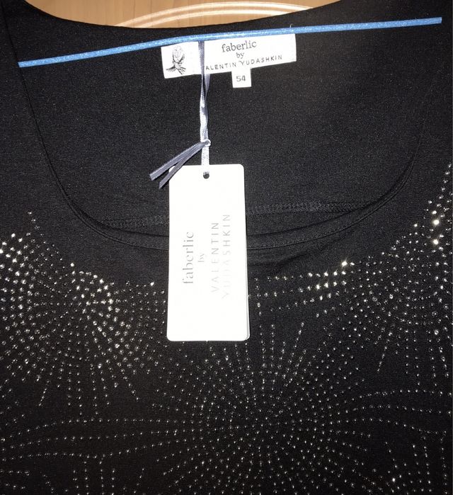 Продается новое платье