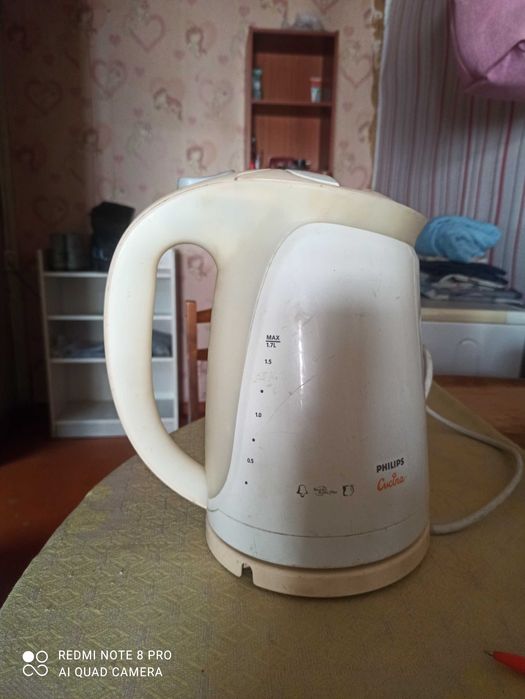 Продам электрический чайник