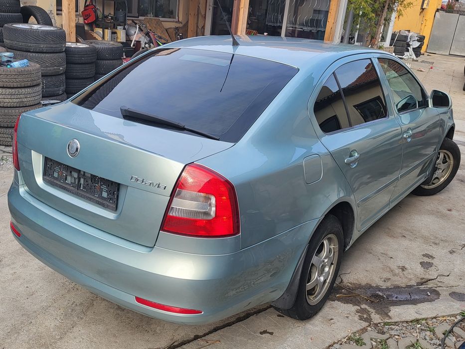 Skoda Octavia Anul 2010 1.4 mpi Benzina 194000 km Clima funcțional