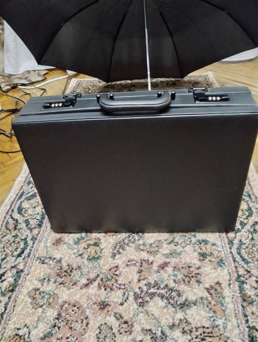 Servieta Diplomat clasica
