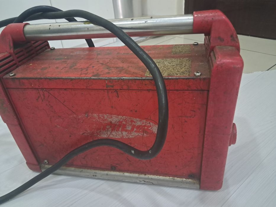 Aparat de sudat trifazic fronius