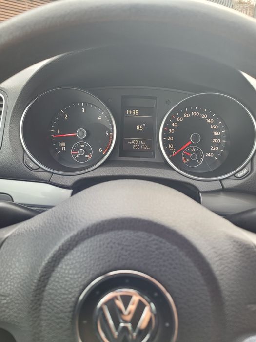 Volkswagen golf 6 1.6 Tdi 2010 Euro 5/ Întreținut