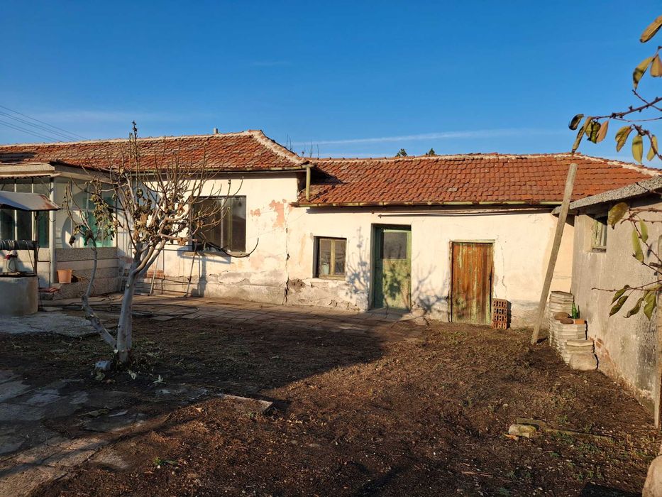 Продава се Къща в Пловдив, Каменица 1 - 1300 кв.м за 27 €/кв.м - Снимка #3