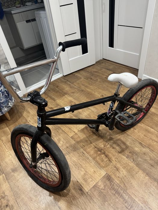 Велосипед трюковой BMX
