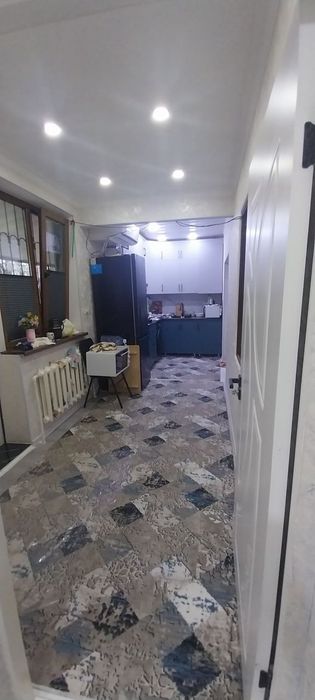 Продаётся 4-х комнатная квартира на Корасу 1.