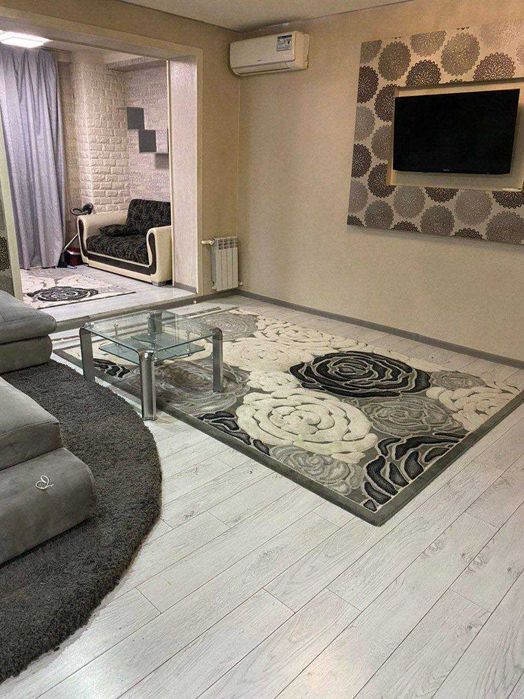 Срочна продается Квартира Ор-р: Ц-7 ЦУМ 110-Школа 2/4/4 А-3