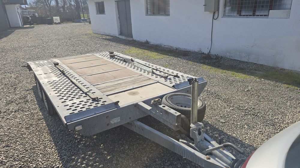 Trailer Mayer       .