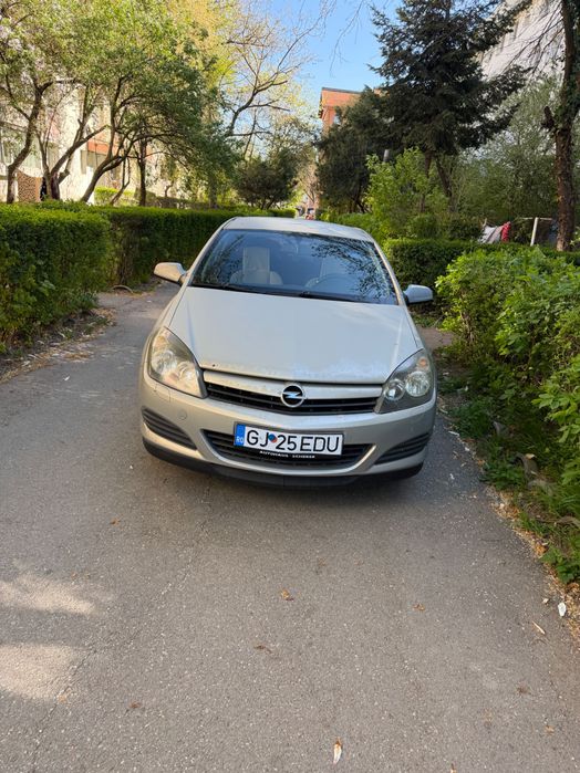 De vânzare Opel astra gtc