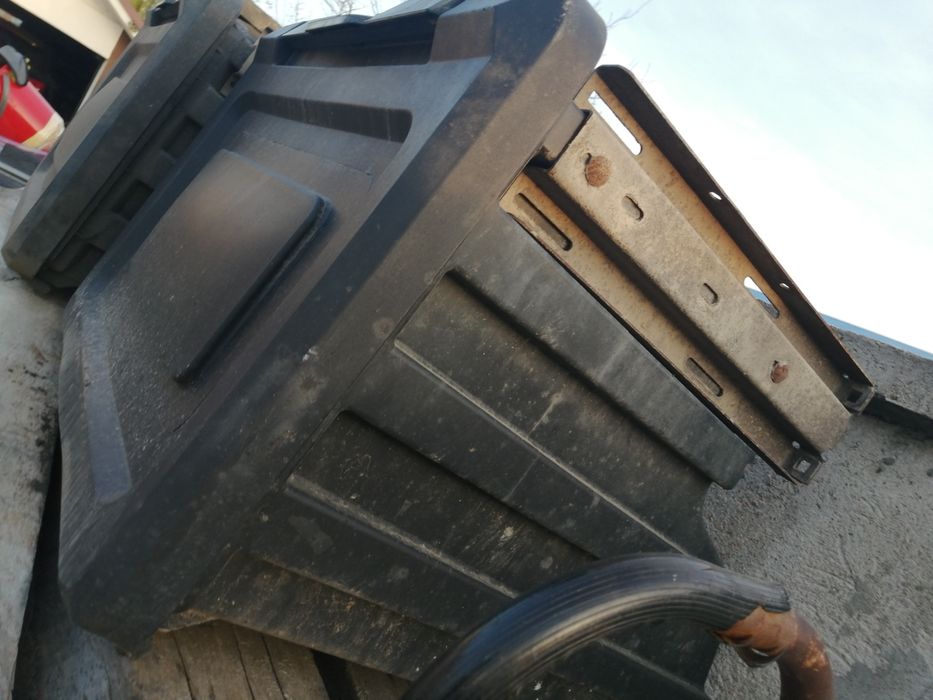 Lada pus scule remorca camion