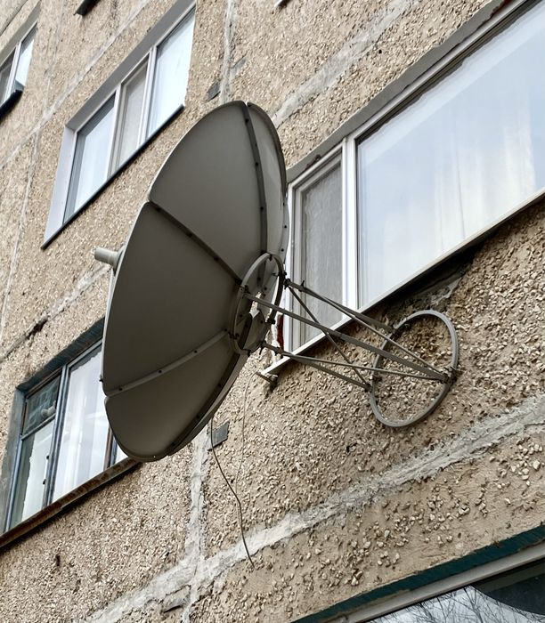 Продам спутниковую антенну «Ямал»