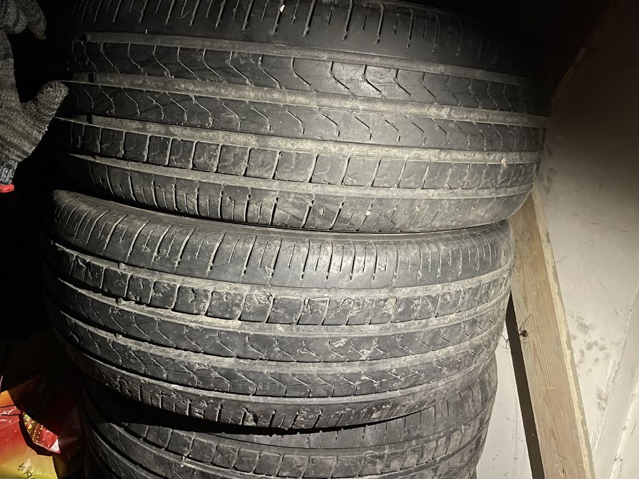 Шины лето 235,65 р17 пирелли