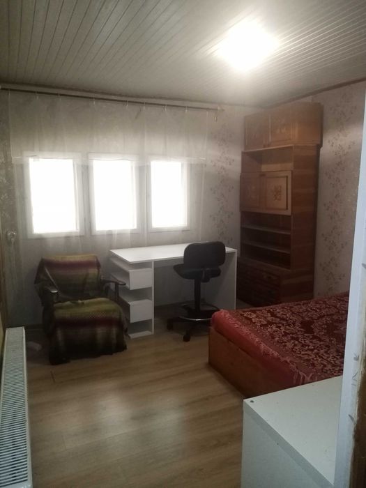 Cameră de închiriat cu cheltuieli incluse