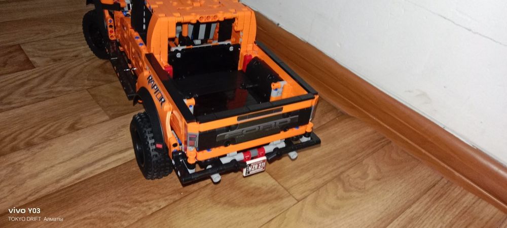 Лего Ford f150  новый