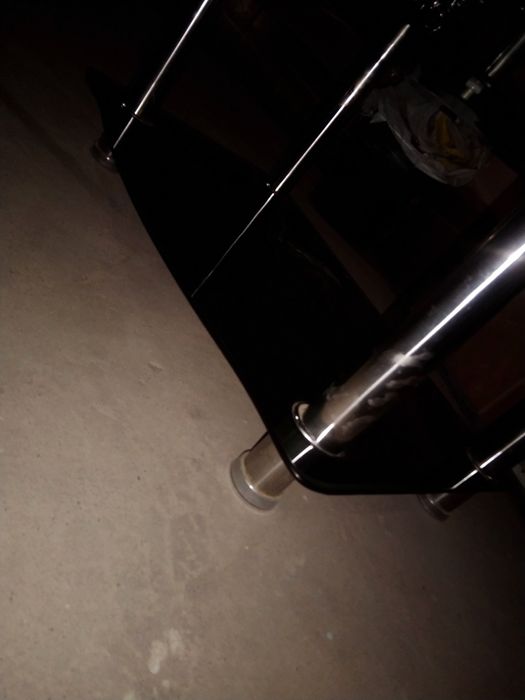 Tosh oyna shishalik stol