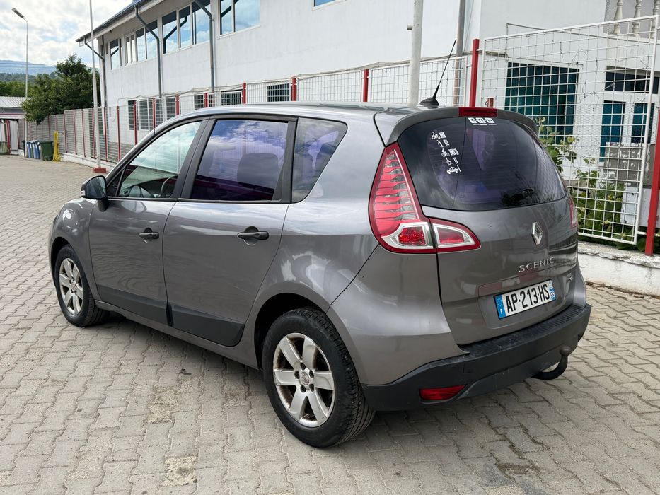 Renault Scenic “ 1.5 DCi