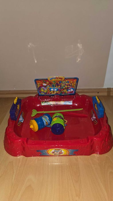 Set de joaca SuperZings - Battle spinners arena